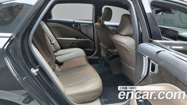 Kia K8 2022 — ფოტო 11/20