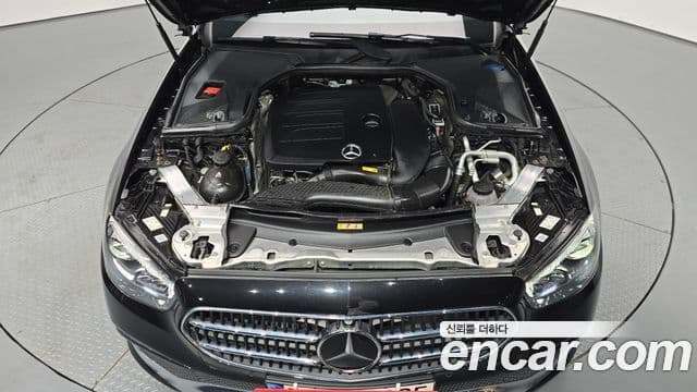 Mercedes-Benz E-Class 2021 — Şəkil 6/20