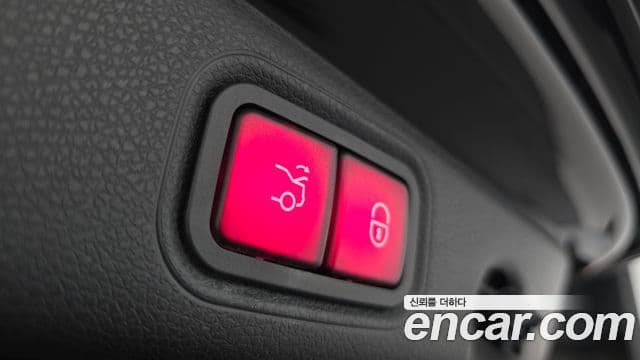 Mercedes-Benz E-Class 2021 — фото 20 из 20