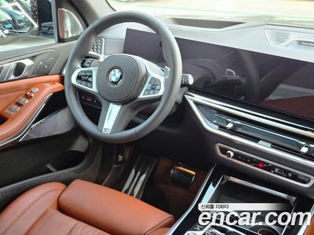 BMW X5 2025 — ფოტო 8/19