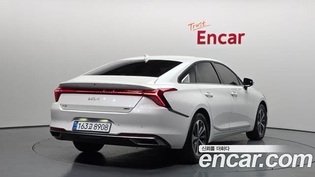 Kia K8 2022 — ფოტო 2/20