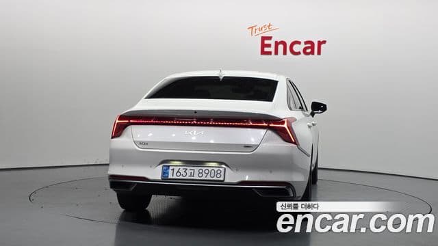 Kia K8 2022 — ფოტო 4/20