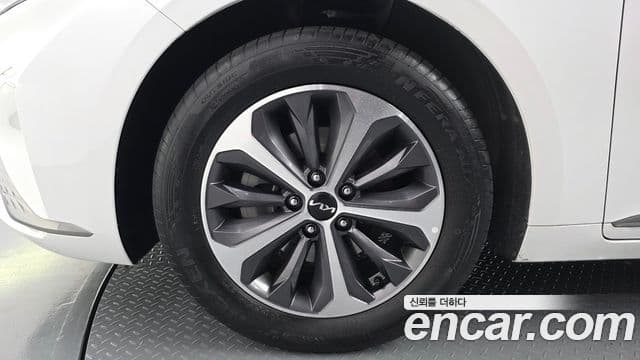 Kia K8 2022 — ფოტო 5/20