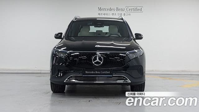 Mercedes-Benz EQB 2025 — ფოტო 19/20