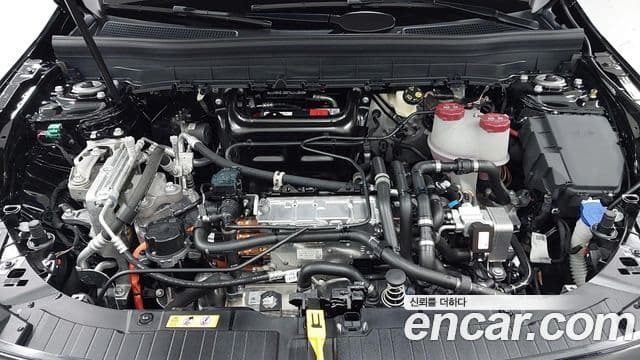 Mercedes-Benz EQB 2025 — ფოტო 20/20