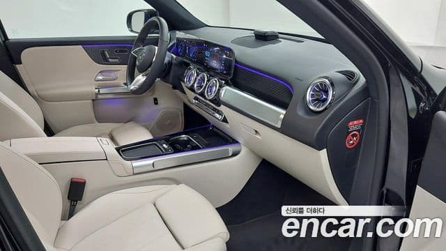 Mercedes-Benz EQB 2025 — ფოტო 3/20