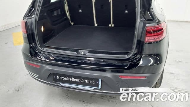 Mercedes-Benz EQB 2025 — ფოტო 6/20