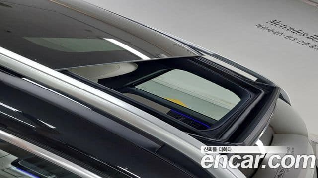 Mercedes-Benz EQB 2025 — ფოტო 17/20