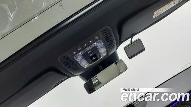 Mercedes-Benz EQB 2025 — ფოტო 9/20