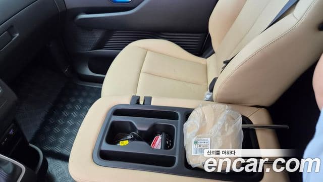 Hyundai Staria 2025 — ფოტო 19/19
