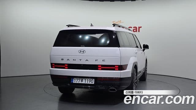 Hyundai Santa Fe 2023 — ფოტო 4/20