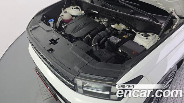 Hyundai Santa Fe 2023 — ფოტო 6/20