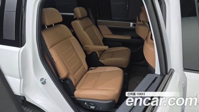 Hyundai Santa Fe 2023 — ფოტო 12/20
