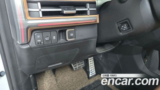 Hyundai Santa Fe 2023 — ფოტო 16/20