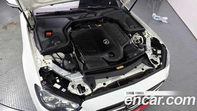Mercedes-Benz E-Class 2021 — Şəkil 6/20