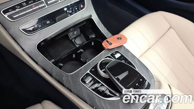 Mercedes-Benz E-Class 2021 — Şəkil 17/20