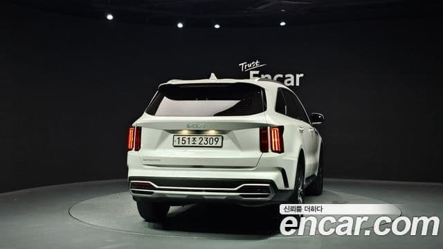 Kia Sorento 2023 — Şəkil 4/20