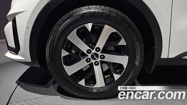 Kia Sorento 2023 — Şəkil 5/20