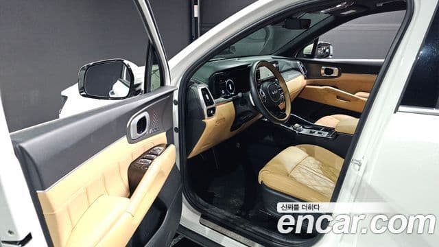 Kia Sorento 2023 — Şəkil 10/20