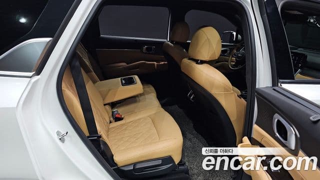 Kia Sorento 2023 — Şəkil 12/20