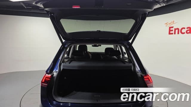 Volkswagen Tiguan 2020 — Şəkil 20/20