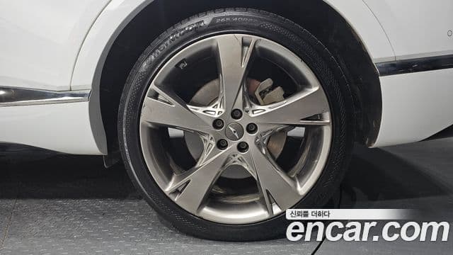 Genesis GV80 2020 — Photo 17/35