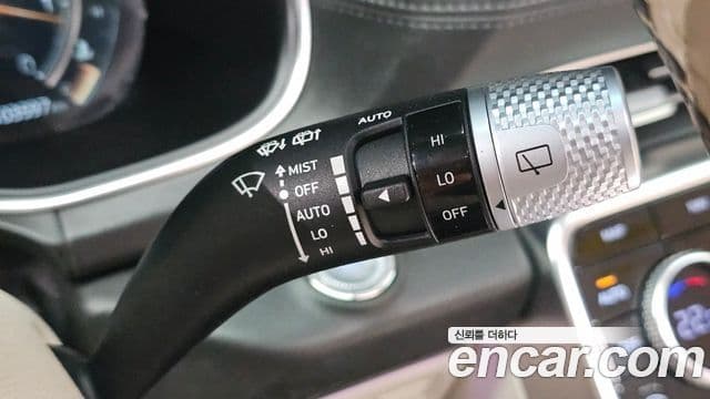 Genesis GV80 2020 — Photo 7/35