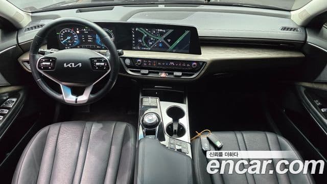 Kia K8 2023 — Şəkil 9/20