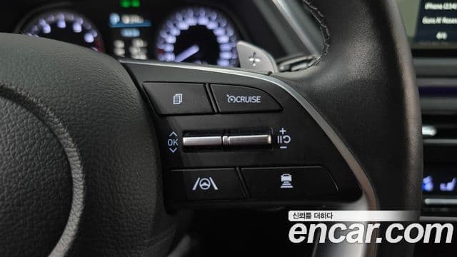 Hyundai Sonata Hybrid 2022 — Photo 10/31