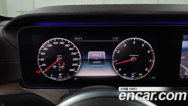 Mercedes-Benz E-Class 2019 — Şəkil 8/20