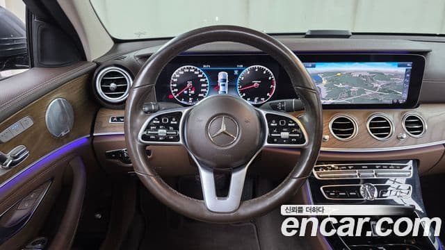 Mercedes-Benz E-Class 2019 — Şəkil 13/20
