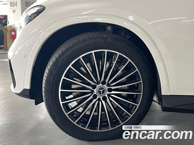 Mercedes-Benz GLC-Class 2026 — Şəkil 2/10