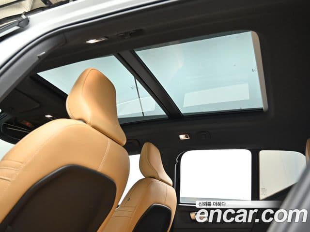 Volvo XC40 2020 — Фото 18/20