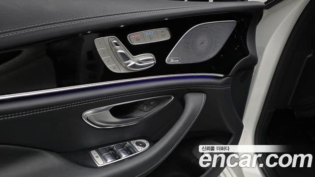 Mercedes-Benz AMG GT 2021 — Photo 20/33