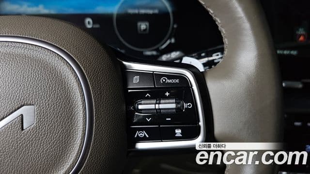 Kia Carnival 2021 — Şəkil 14/20
