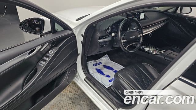 Genesis Electrified G80 2020 — Şəkil 10/20