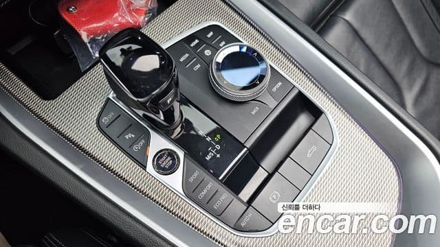 BMW Z4 2019 — Şəkil 9/20