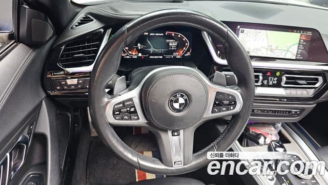 BMW Z4 2019 — Şəkil 12/20