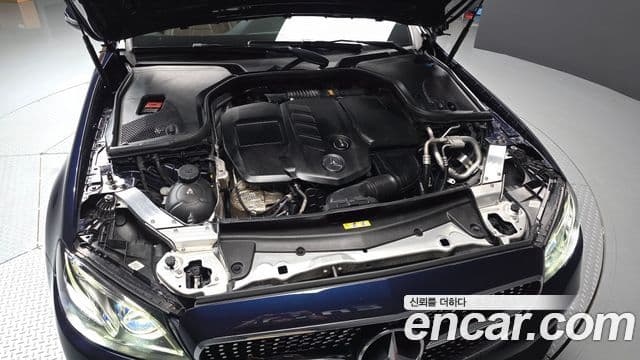 Mercedes-Benz E-Class 2018 — ფოტო 6/20