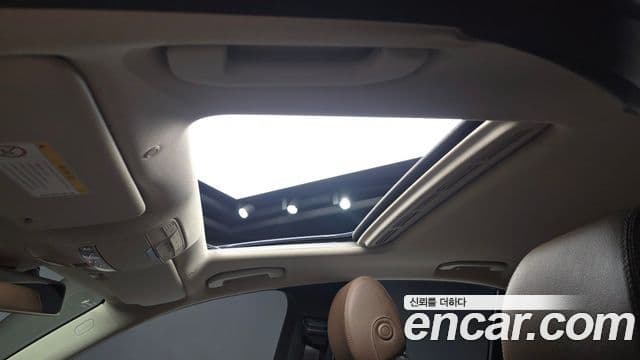 Mercedes-Benz E-Class 2018 — ფოტო 18/20