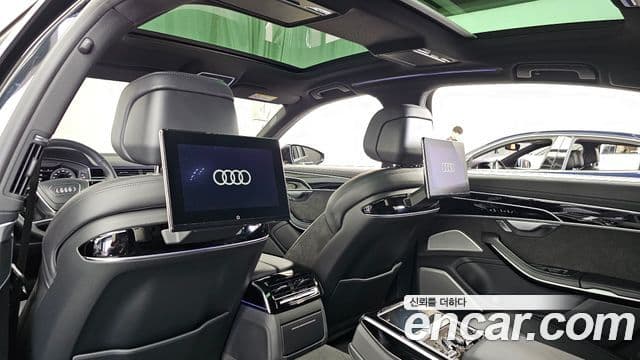 Audi A8 2021 — ფოტო 19/20