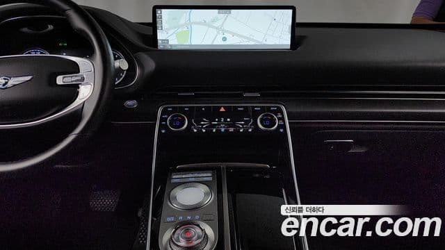 Genesis GV80 2021 — ფოტო 14/20