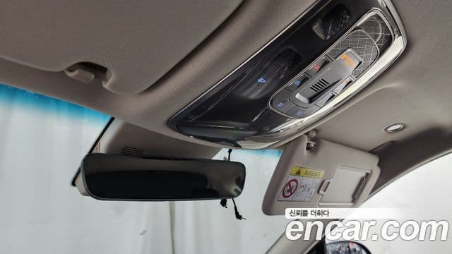 Genesis GV80 2021 — ფოტო 17/20