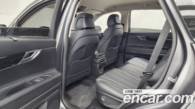 Genesis GV80 2021 — ფოტო 32/32