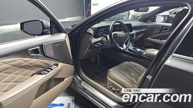 Kia K8 2022 — Şəkil 10/20