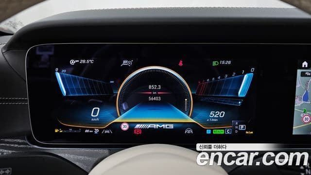 Mercedes-Benz AMG GT 2023 — ფოტო 8/20