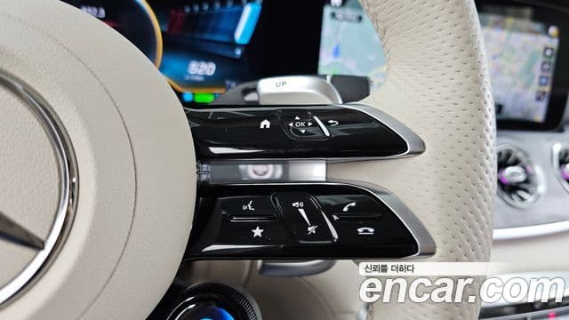Mercedes-Benz AMG GT 2023 — Photo 29/33