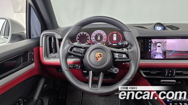 Porsche Cayenne 2024 — ფოტო 13/20