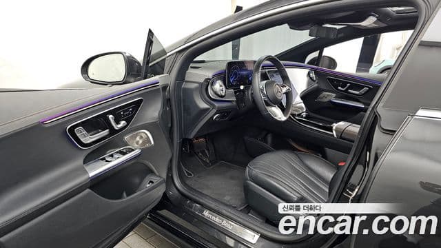 Mercedes-Benz EQE 2023 — ფოტო 5/20