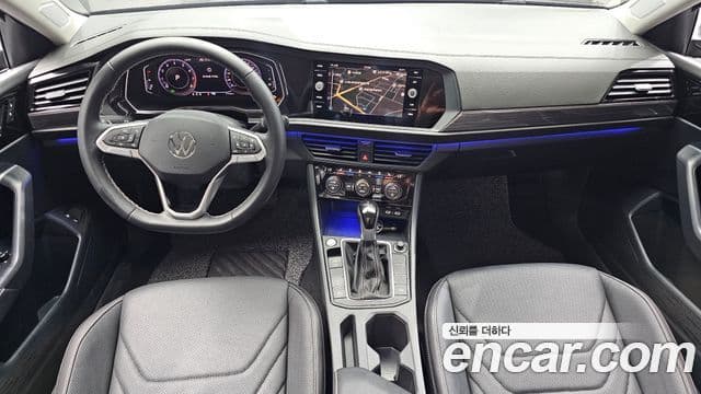 Volkswagen Jetta 2023 — ფოტო 9/20